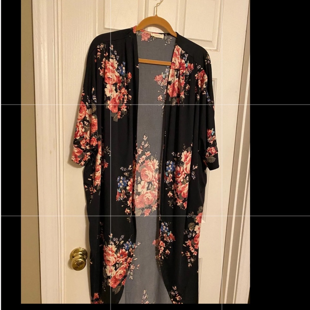 Oddy Kimono
